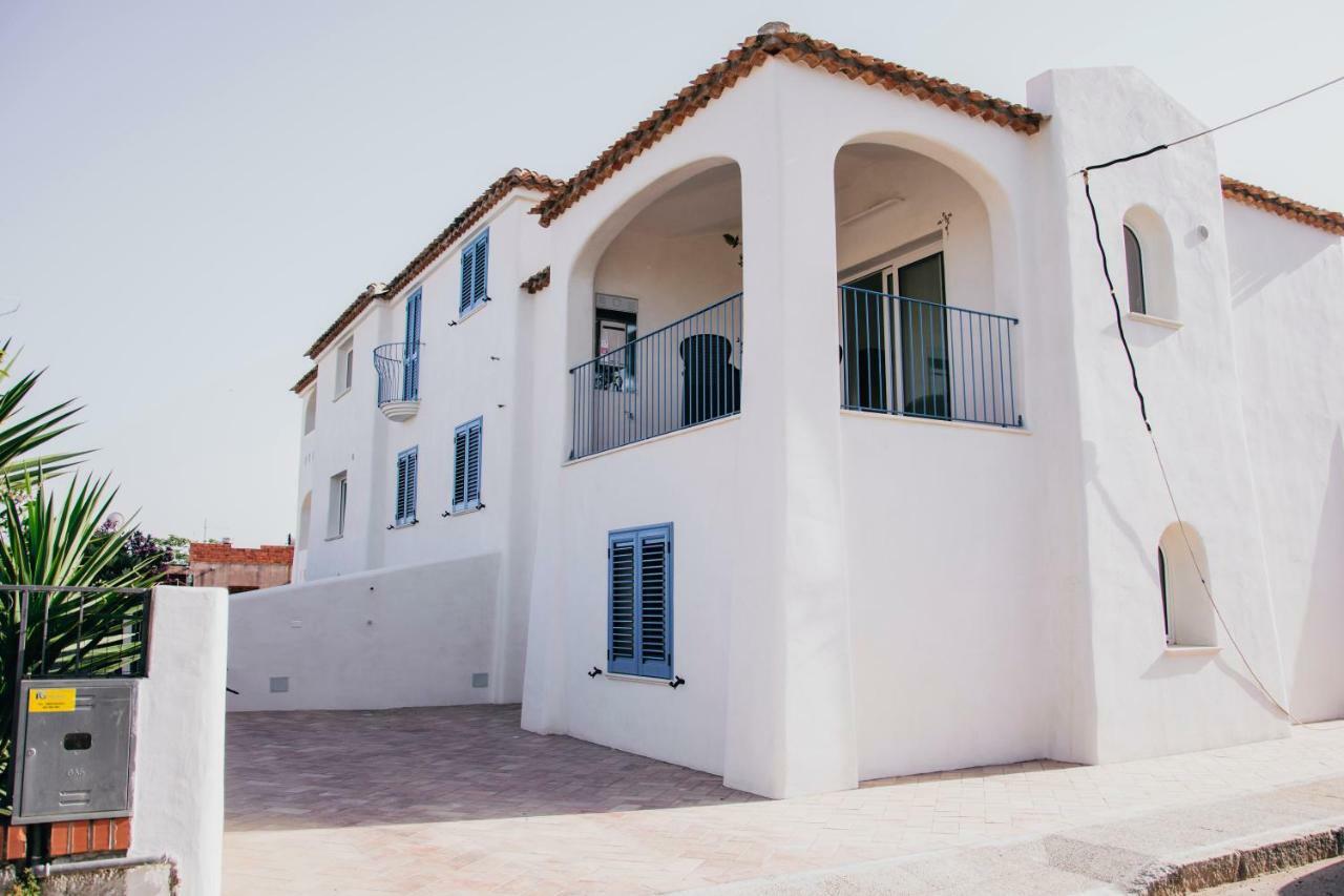 Milva'S Apartment Lotzorai Exterior photo